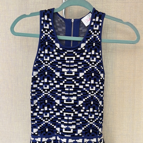 Stunning Parker Kaitlyn Dress in Calypso Combo size XS. - Picture 4 of 7